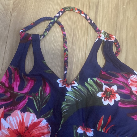 NWT size Small Kona Sol navy blue and pink floral one-piece swim suit - Picture 2 of 6